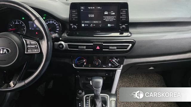Kia Seltos 2019 Белый из Кореи, фото 6