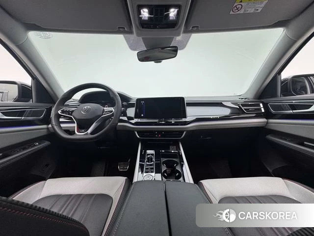 Volkswagen Tourang 2024 Черный из Китая, фото 6