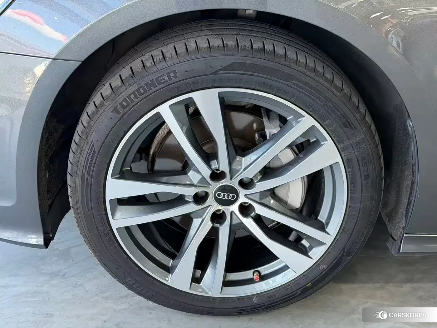 Audi A6 2022 Черный из Китая, фото 6