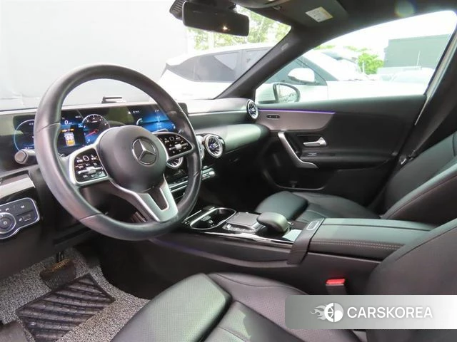 Mercedes-Benz A-Class W177 2021 Белый из Кореи, фото 6