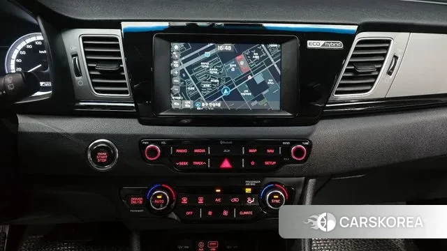 Kia Niro 2018 Белый из Кореи, фото 6