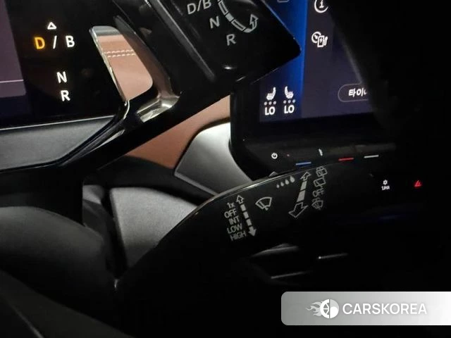 Volkswagen ID.4 2023 Белый из Кореи, фото 6