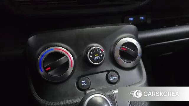 Hyundai Casper 2023 Светло-зеленый из Кореи, фото 6