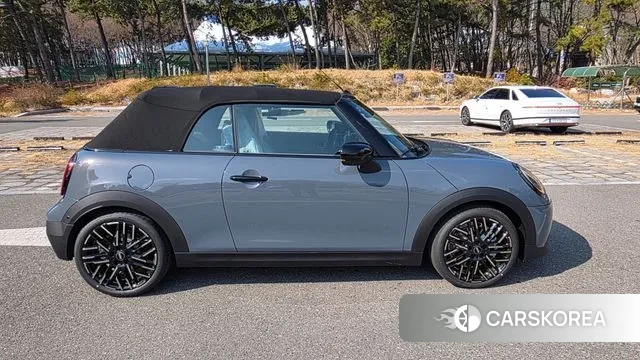 Mini Cooper S Convertible 4th Generation 2025 Небесно-голубой из Кореи, фото 6