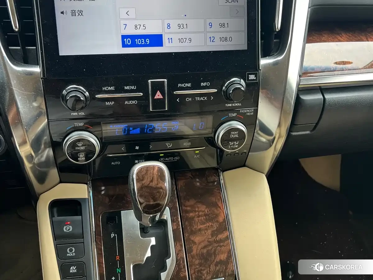 Toyota Elfa 2021 Белый из Китая, фото 6