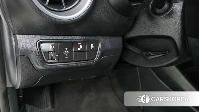 Kia The New K3 2nd generation 2022 Белый из Кореи, фото 6