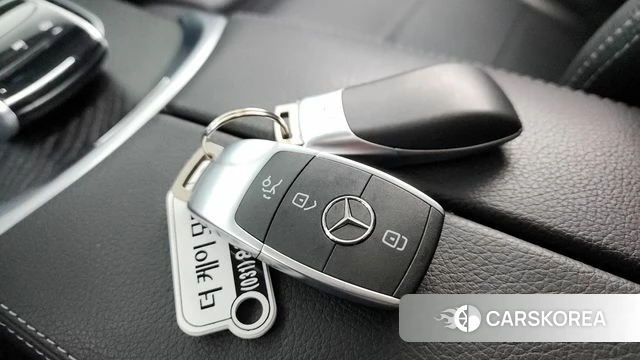 Mercedes-Benz C-Class W205 2019 Черный из Кореи, фото 6
