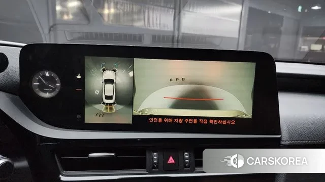 Lexus ES300h 7th generation 2023 Белый из Кореи, фото 6