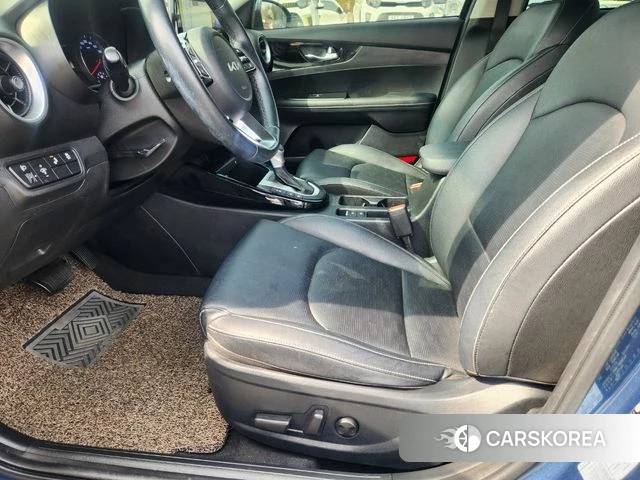 Kia The New K3 2nd generation 2021 Синий из Кореи, фото 6