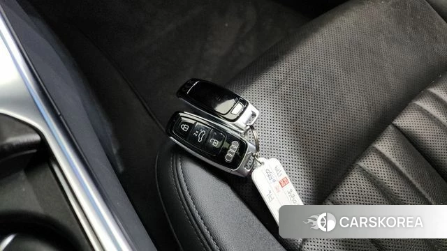 Audi A6 (C8) 2022 Серый из Кореи, фото 6