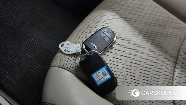 Kia Carnival 4th generation 2021 Черный из Кореи, фото 6