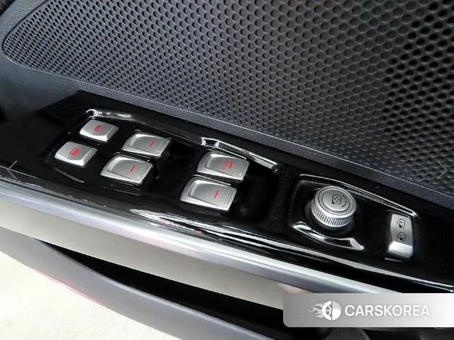 Ssangyong Tivoli Armor 2018 Белый из Кореи, фото 6