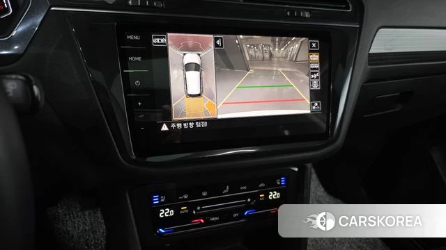 Volkswagen Tiguan Allspace 2023 Белый из Кореи, фото 6