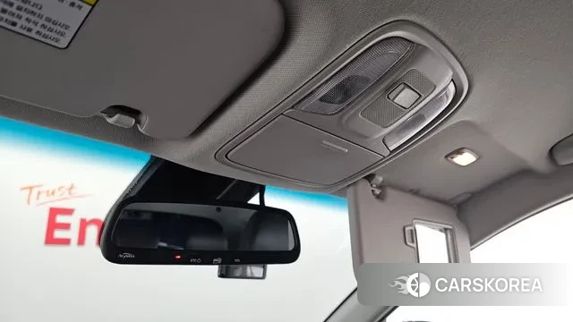 Kia Niro 2018 Белый из Кореи, фото 6