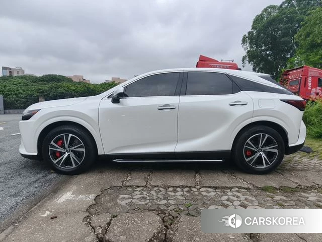Lexus RX 2023 Белый из Китая, фото 6
