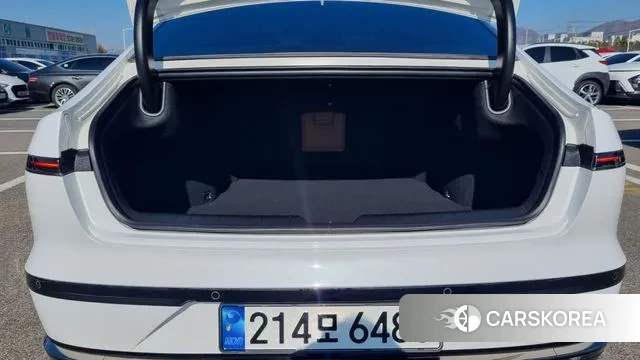 Hyundai Grandeur Hybrid (GN7) 2023 Белый из Кореи, фото 6