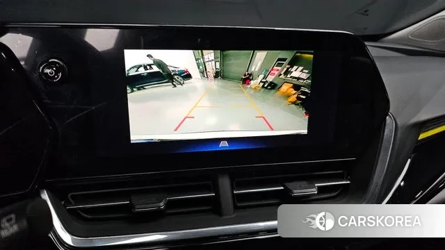 Chevrolet (GM Daewoo) Trax Crossover 2024 Белый из Кореи, фото 6