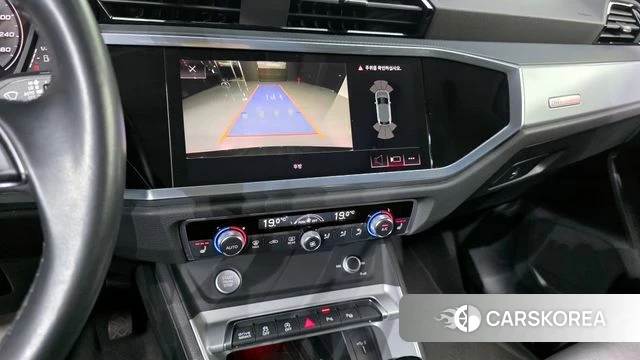 Audi Q3 (F3) 2020 Черный из Кореи, фото 6