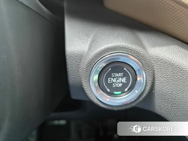 Chevrolet (GM Daewoo) Trailblazer 2022 Серебристо-серый из Кореи, фото 6