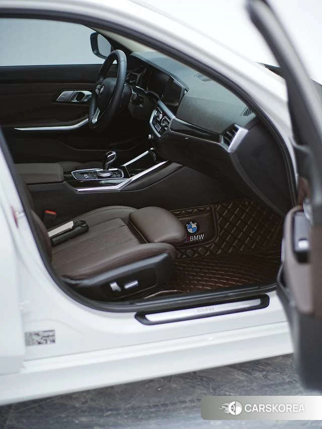 BMW 3 series 2022 Белый из Китая, фото 6