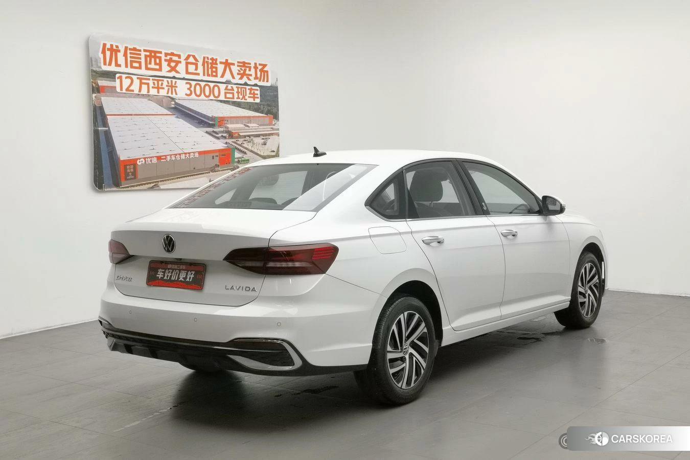 Volkswagen Lavida 2023 Белый из Китая, фото 6