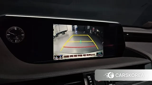 Lexus ES300h 7th generation 2021 Серебристо-серый из Кореи, фото 6