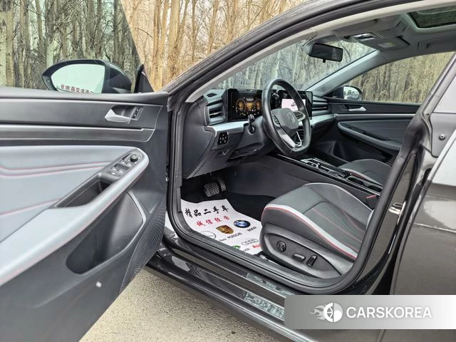 Volkswagen Lingdu 2022 Темно-серый из Китая, фото 6