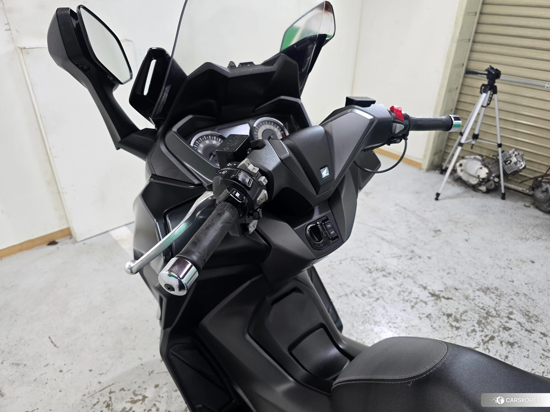 Проданный Honda FORZA id 4380269 из Японии, фото 6