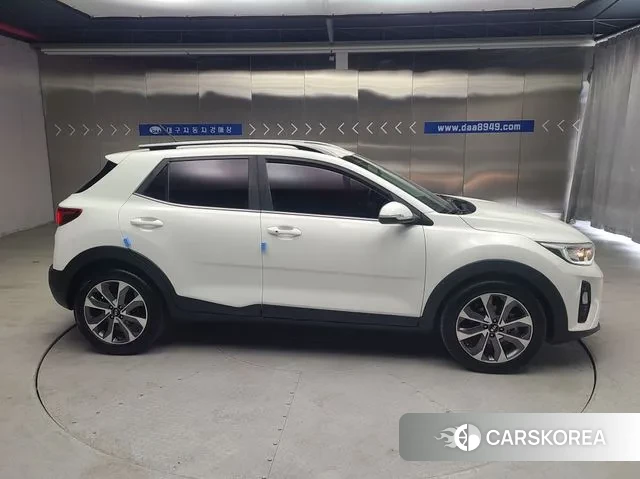 Kia Stonic 2018 Белый из Кореи, фото 6