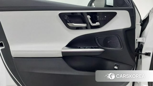 Mercedes-Benz C-Class W206 2026 Белый из Кореи, фото 6