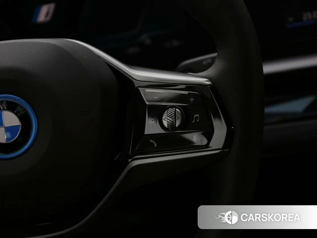 BMW i5 2024 Черный из Китая, фото 6