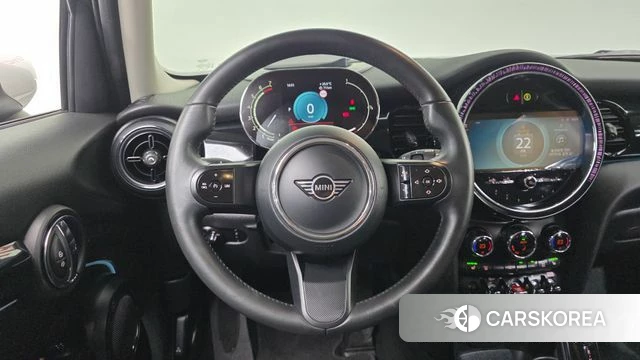 Mini Cooper 2023 Черный из Кореи, фото 6