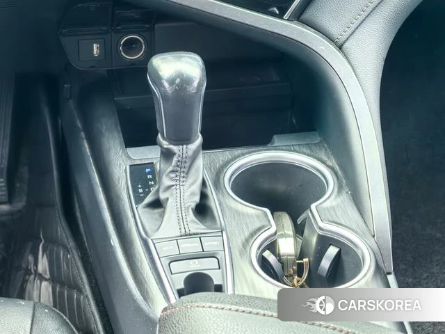 Toyota Camry 2022 Шампань из Китая, фото 6