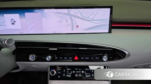 Genesis GV70 2024 Черный из Кореи, фото 6