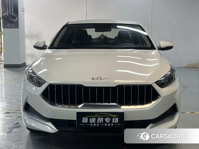 Kia K3 2021 Белый из Китая, фото 6
