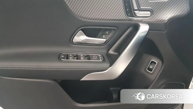 Mercedes-Benz A-Class W177 2025 Белый из Кореи, фото 6
