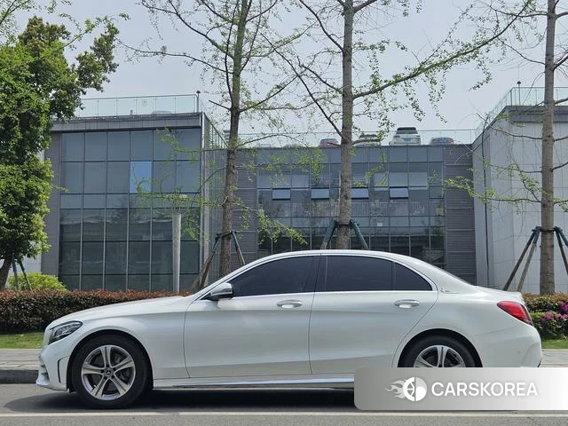 Mercedes-Benz Class C 2021 Белый из Китая, фото 6