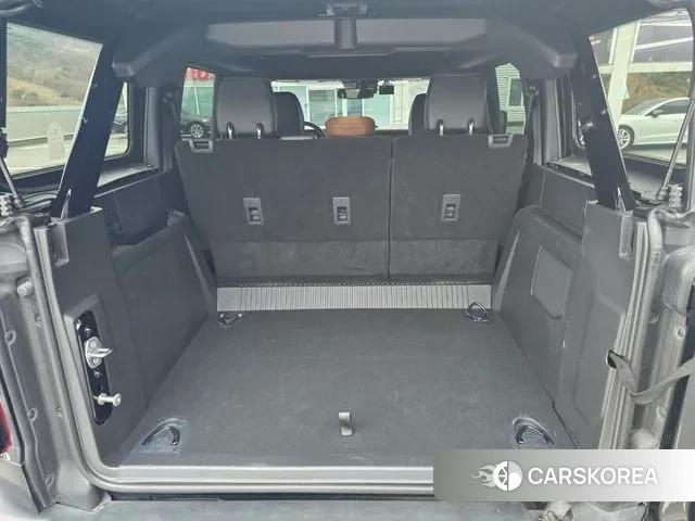 Ford Bronco 6th Generation 2024 Черный из Кореи, фото 6