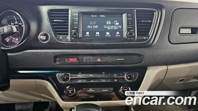Kia The New Carnival 2019 Белый из Кореи, фото 6