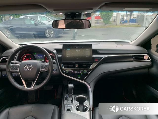 Toyota Camry 2022 Белый из Китая, фото 6