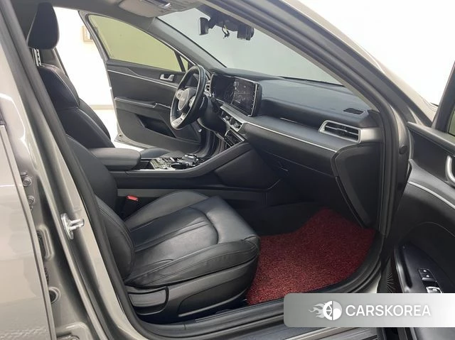 Kia K5 3rd generation 2022 Серебристо-серый из Кореи, фото 6