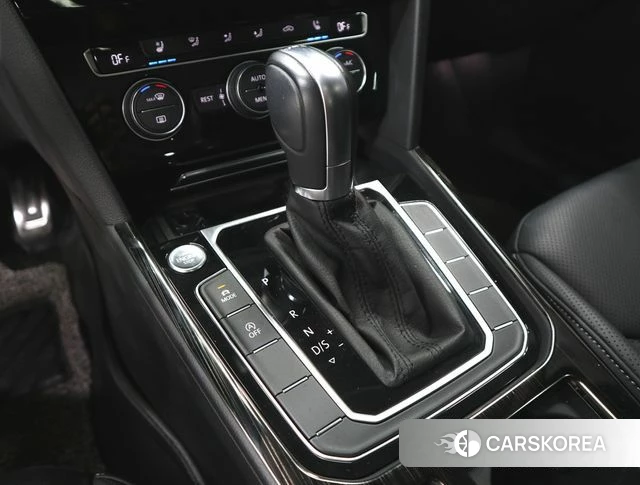 Volkswagen Arteon 2019 Белый из Кореи, фото 6