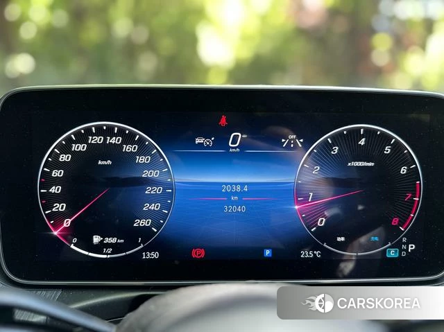 Mercedes-Benz Class C 2024 Белый из Китая, фото 6