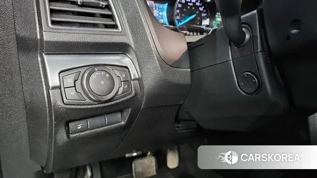 Ford Explorer 2018 Белый из Кореи, фото 6