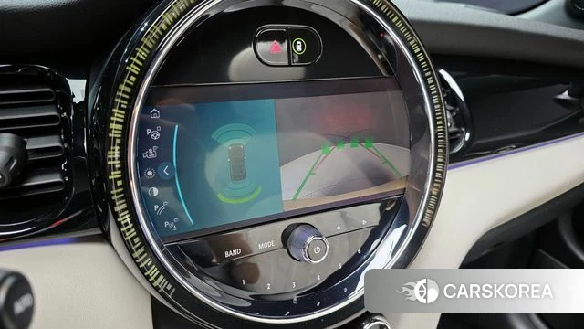 Mini Cooper S Convertible 2022 Жемчужный цвет из Кореи, фото 6