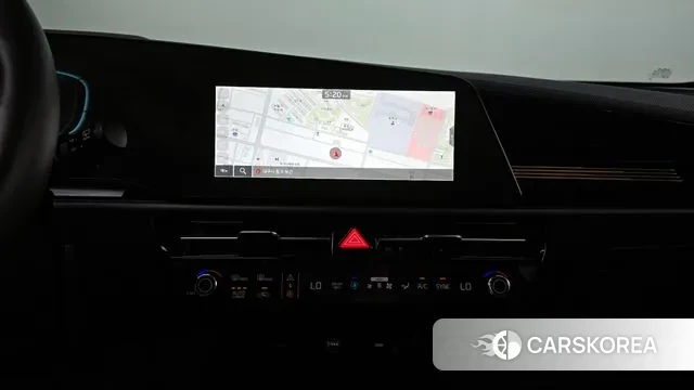 Kia Di Ol Nu Niro 2024 Белый из Кореи, фото 6