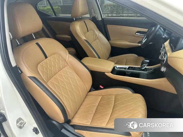 Nissan Xuan Yi 2022 Белый из Китая, фото 6