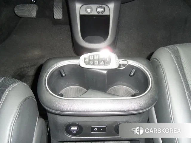 Hyundai Ionic 5 2021 Белый из Кореи, фото 6