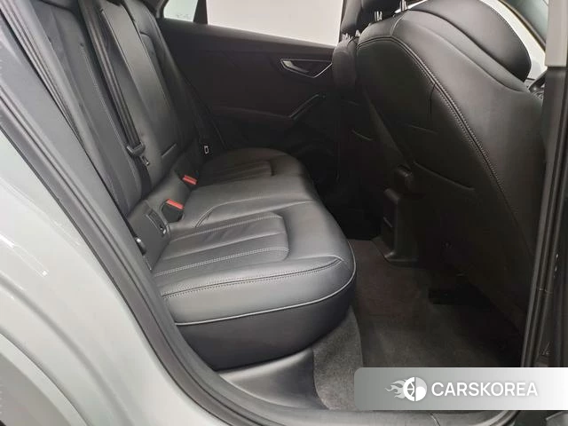Audi Q2L 2024 Белый из Китая, фото 6