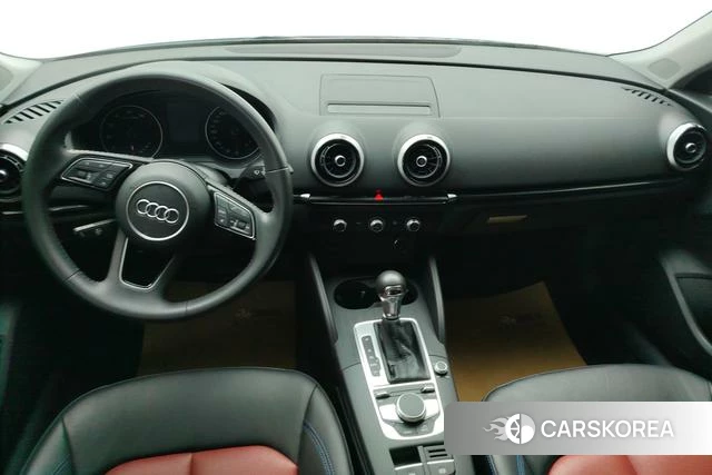 Audi A3 2020 Белый из Китая, фото 6